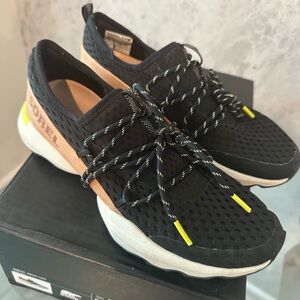 Sorel Black and Tan Sneakers with Modern Athletic Design